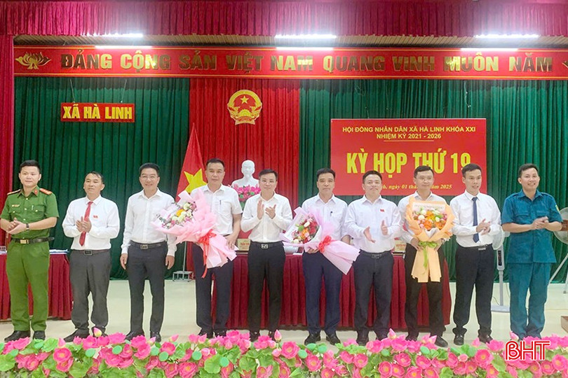 Cán bộ về cơ sở - chuyển ghế, đổi cách làm