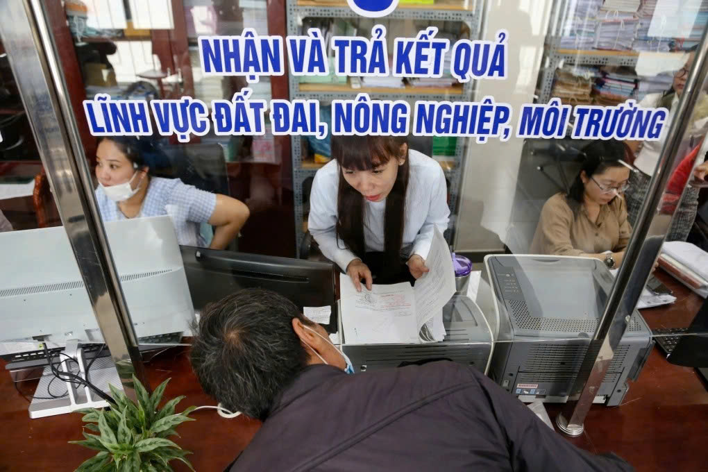 Giải quyết tranh chấp đất đai ở cấp xã như thế nào?