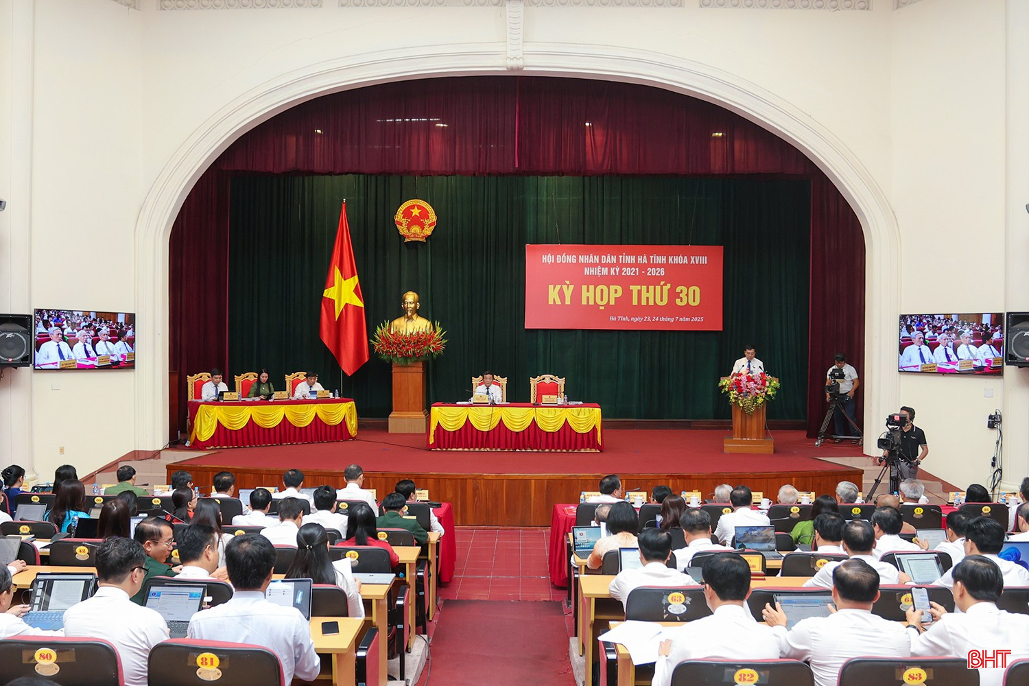 HĐND tỉnh Hà Tĩnh tiếp tục phiên chất vấn và trả lời chất vấn
