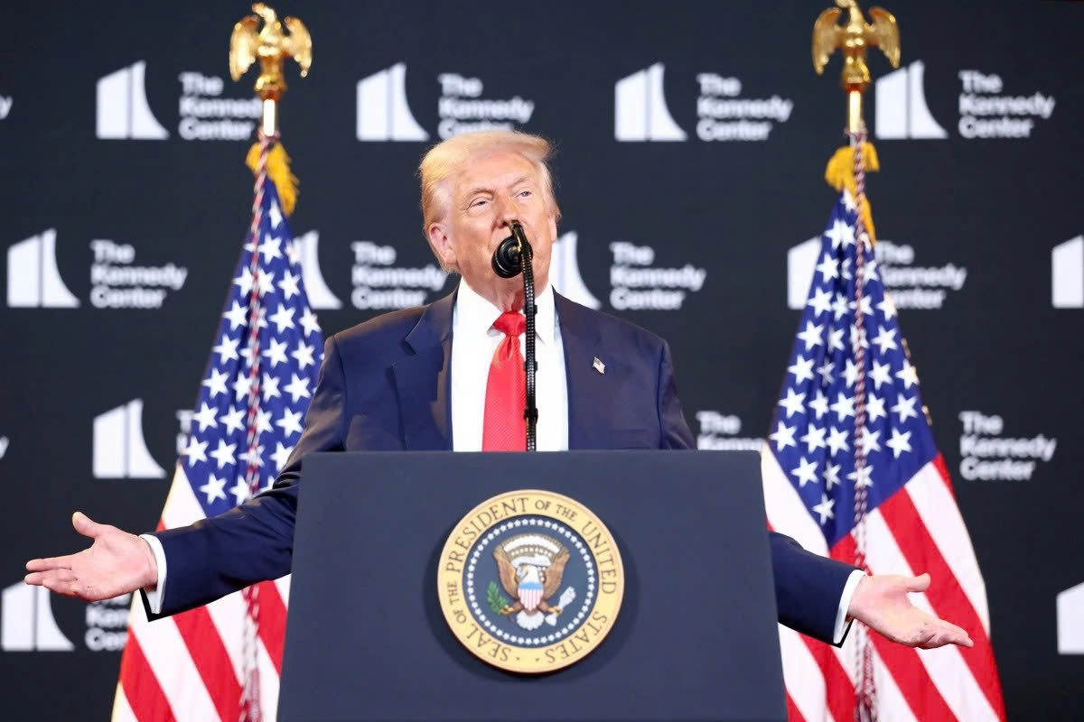 Ông Trump cảnh báo hậu quả nếu Tổng thống Putin ngăn cản hòa bình với Ukraine