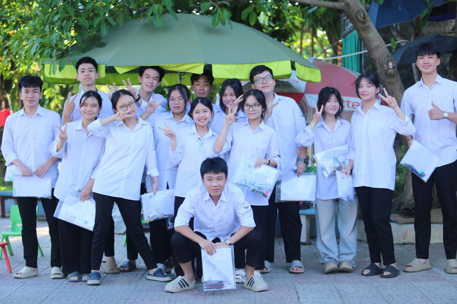Hà Tĩnh đạt tỷ lệ đỗ tốt nghiệp THPT 99,83%