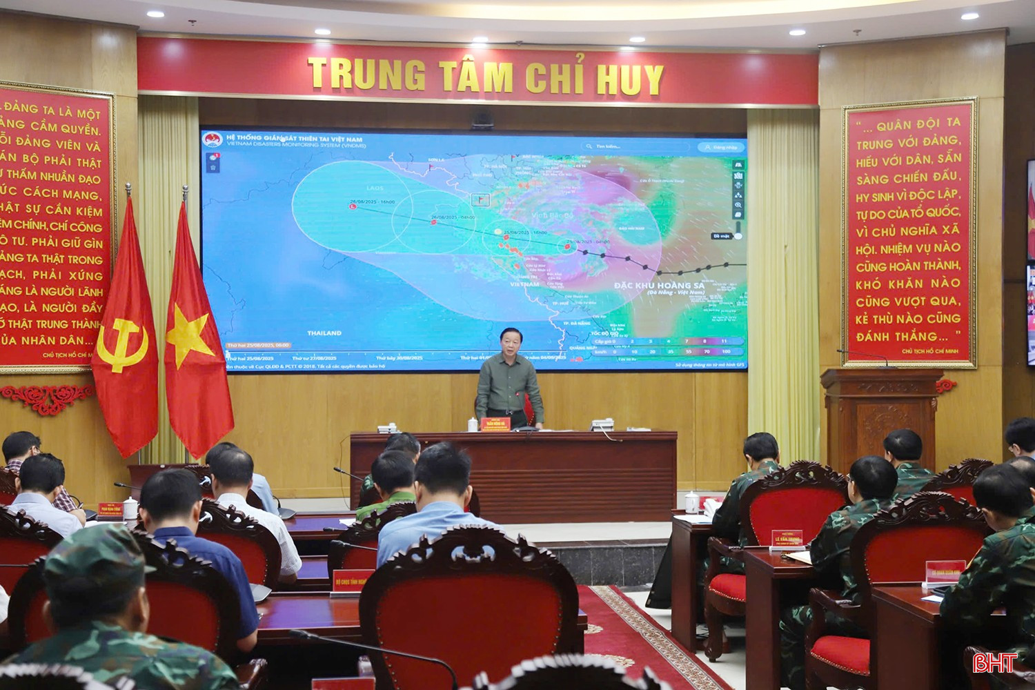 Phó Thủ tướng: Bão số 5 rất nguy hiểm, người dân không ra đường từ 11h trưa nay