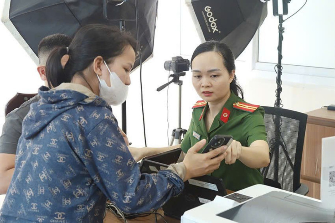 Hà Tĩnh: 13 điểm cấp thẻ căn cước sau sáp nhập đơn vị hành chính