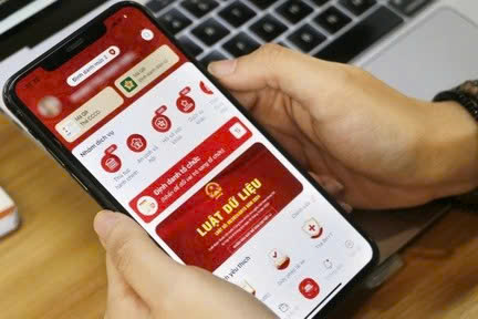 Người dân không có tài khoản ngân hàng sẽ nhận quà 100.000 đồng ở đâu?