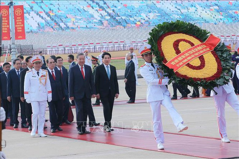 80 năm Quốc khánh: Lãnh đạo Đảng, Nhà nước vào Lăng viếng Chủ tịch Hồ Chí Minh