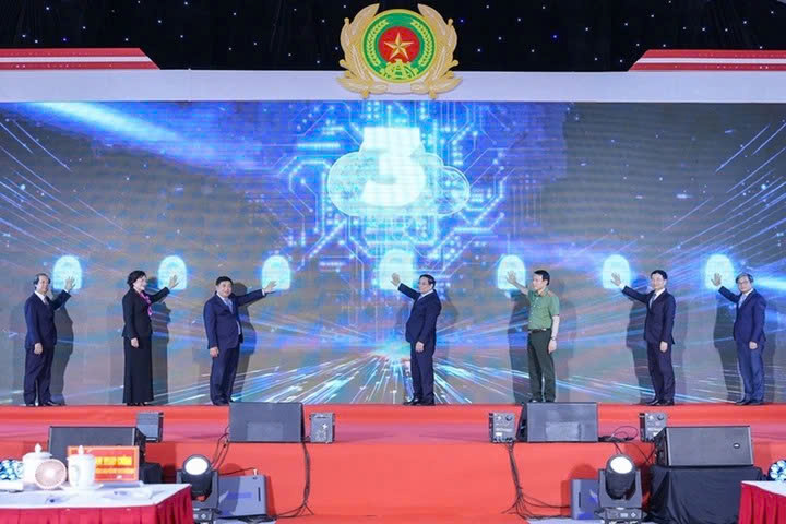 Lễ khai trương Trung tâm dữ liệu quốc gia số 1