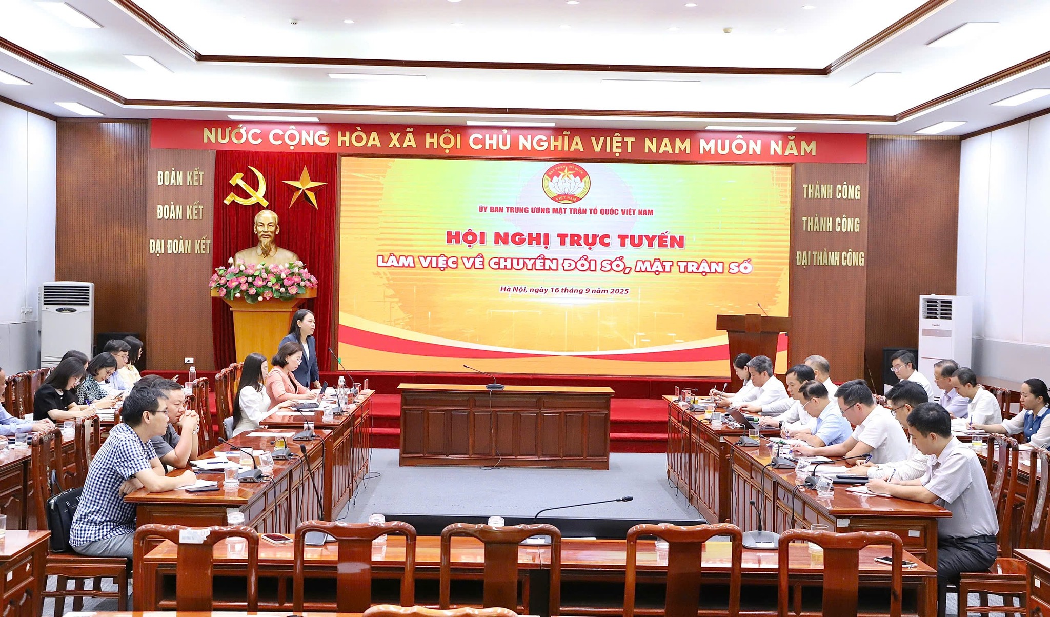 Chuyển đổi số là nhiệm vụ chính trị quan trọng, là khâu đột phá trong công tác mặt trận thời gian tới