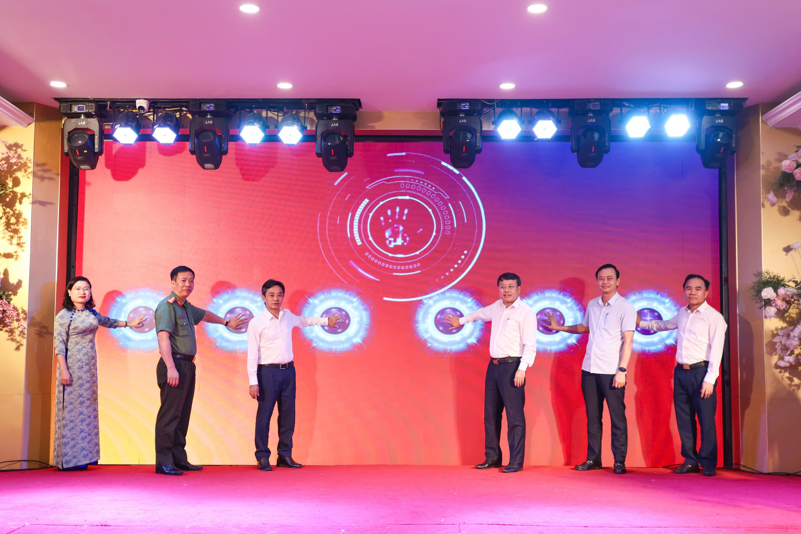 Hà Tĩnh tổ chức Cuộc thi truyền thanh cơ sở tuyên truyền về Chuyển đổi số tỉnh Hà Tĩnh năm 2025