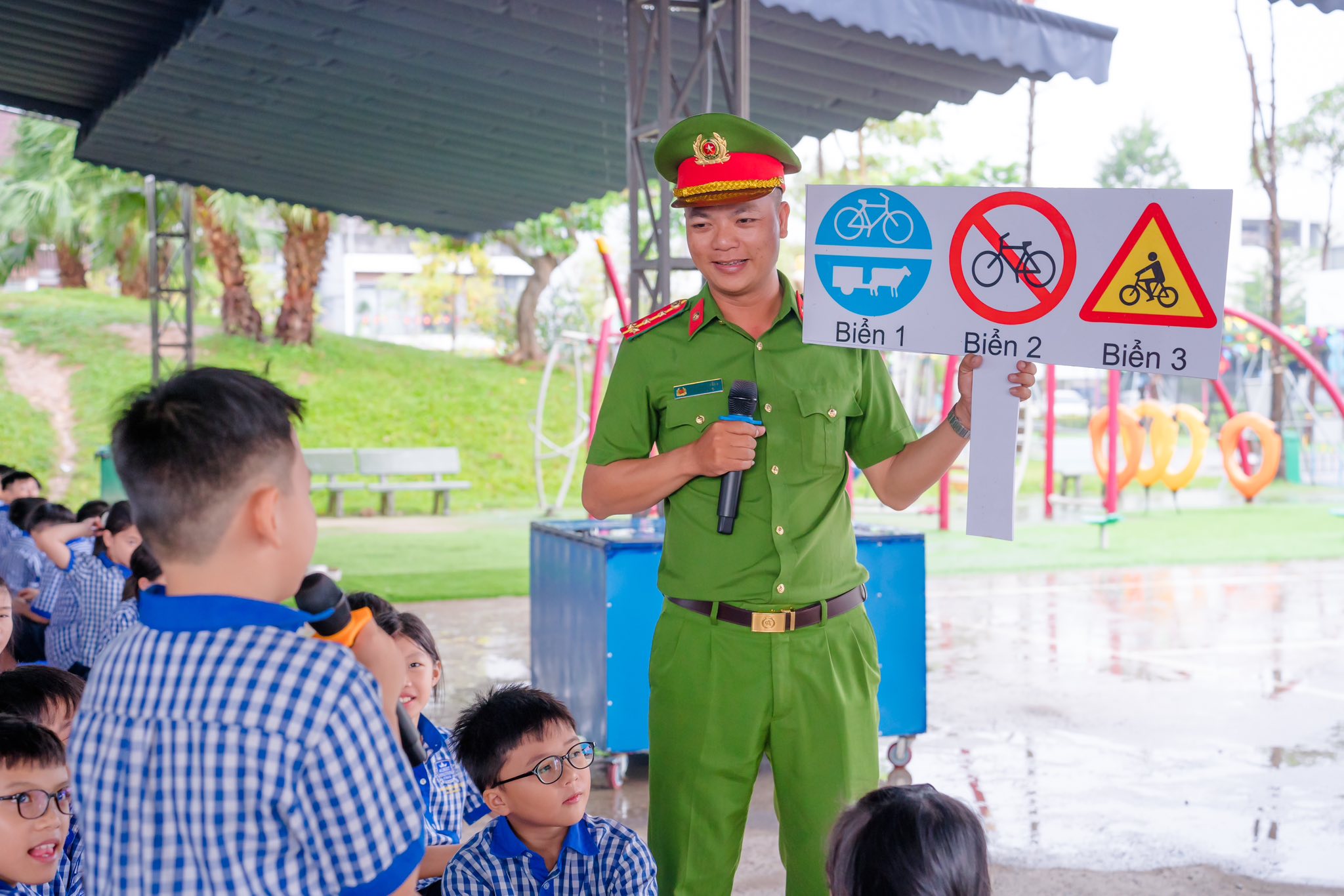 Lan tỏa văn hóa giao thông an toàn, văn minh trong học đường