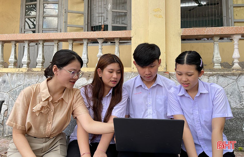 Đồng hành cùng lưu học sinh Lào học tập và rèn luyện