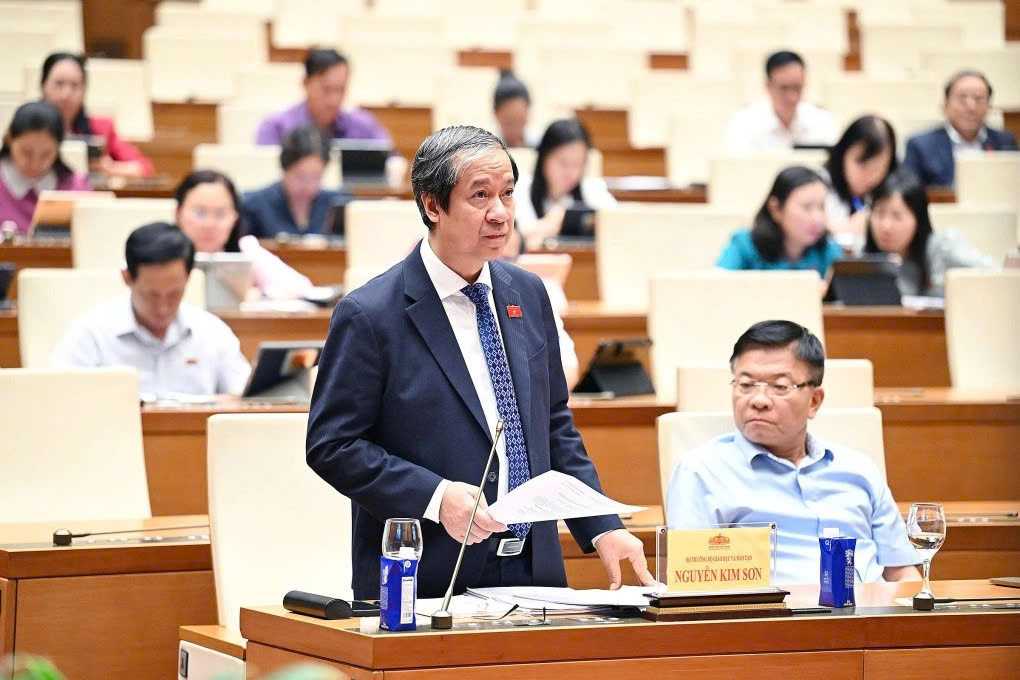 'Bỏ bằng tốt nghiệp THCS giúp giảm áp lực bằng cấp'