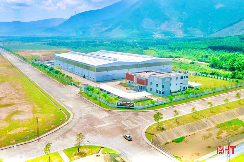 Cấp giấy chứng nhận đầu tư dự án gia công thép tại Khu kinh tế Vũng Áng