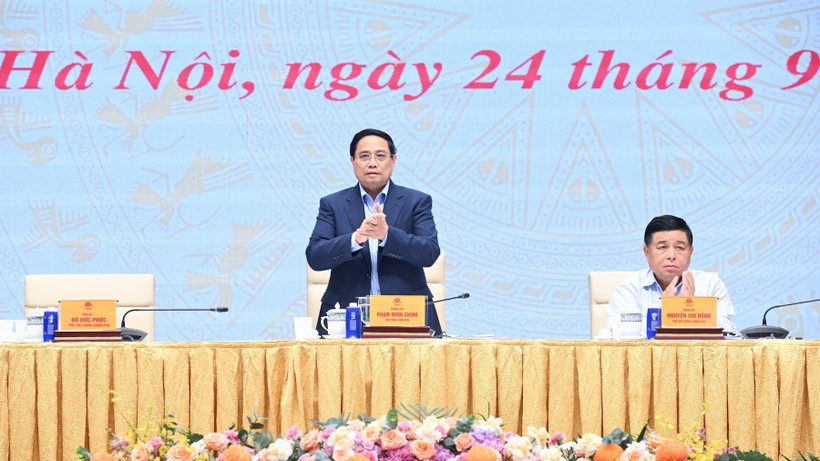 Thủ tướng: Tranh thủ "từng ngày, từng giờ" để đưa khoa học công nghệ, đổi mới sáng tạo và chuyển đổi số vào mọi hoạt động đời sống xã hội