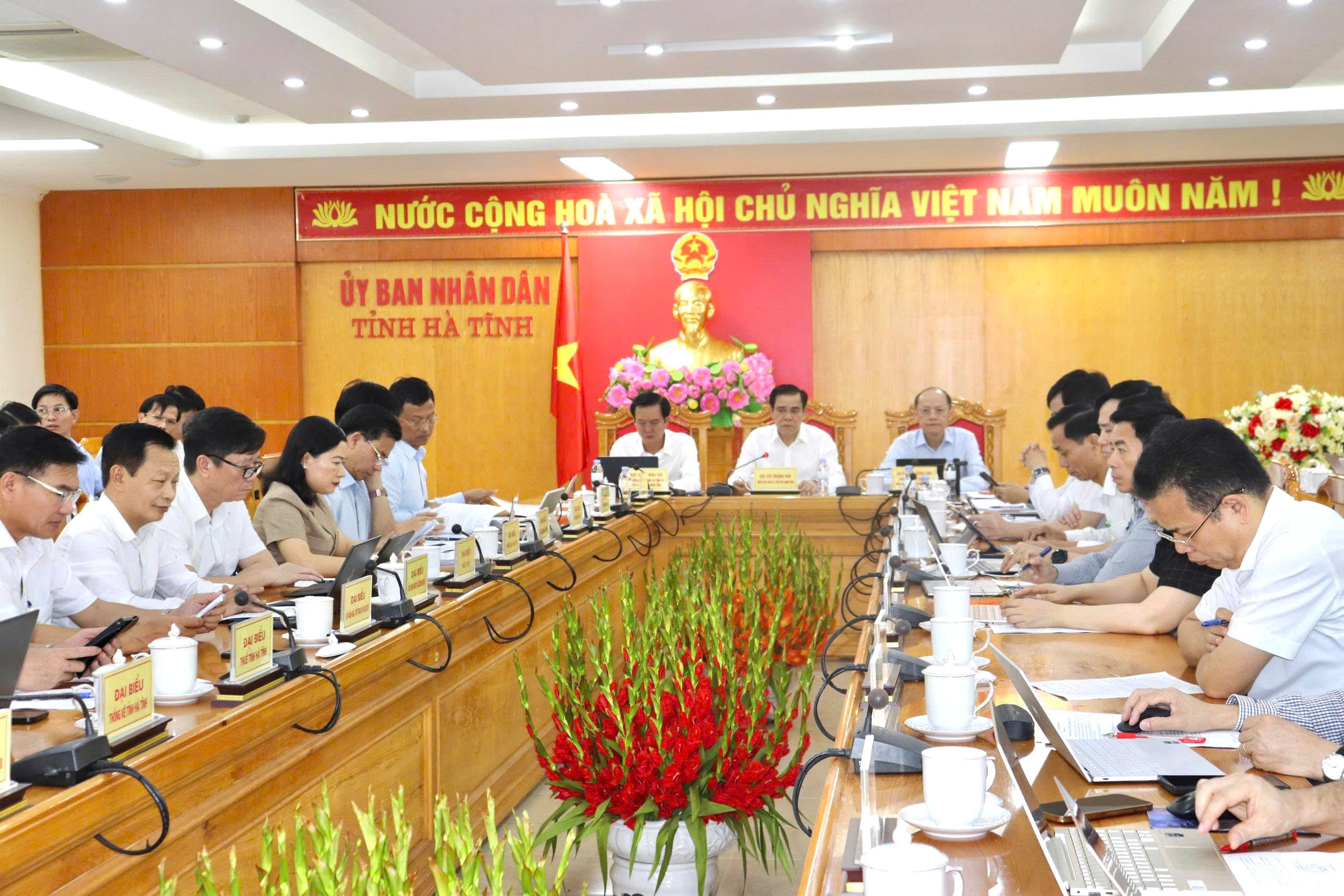 Tháo gỡ khó khăn vướng mắc, đẩy nhanh tiến độ thực hiện các dự án đầu tư công
