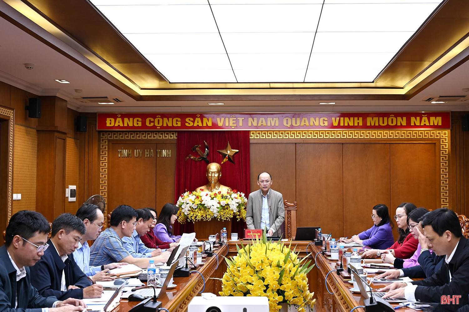 Tiếp tục hoàn thiện quy định danh mục vị trí, chức danh lãnh đạo các cấp ở Hà Tĩnh