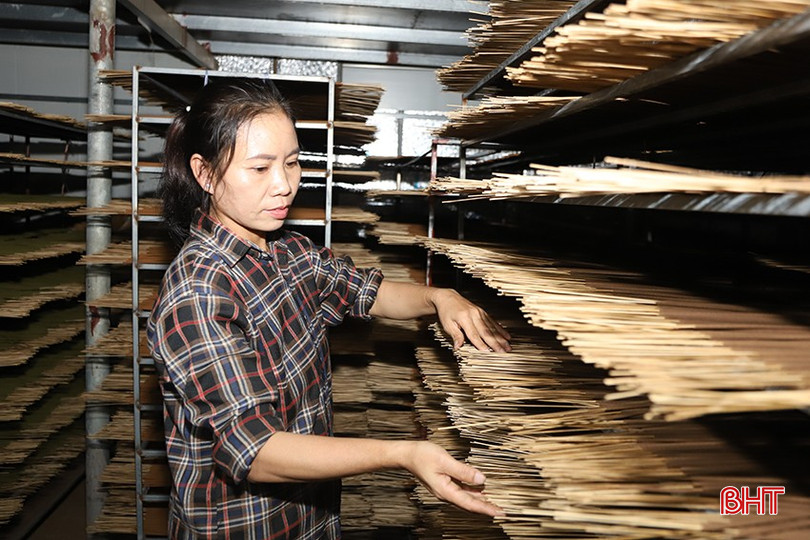 Làng nghề Hà Tĩnh “chạy đua” đơn hàng cuối năm