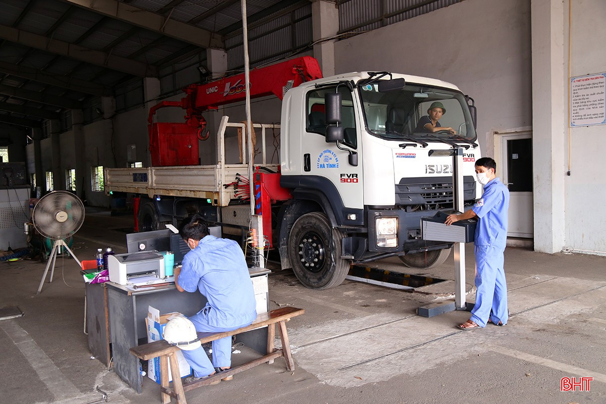 Cảnh báo hành vi lừa đảo đổi tem kiểm định ô tô ở Hà Tĩnh