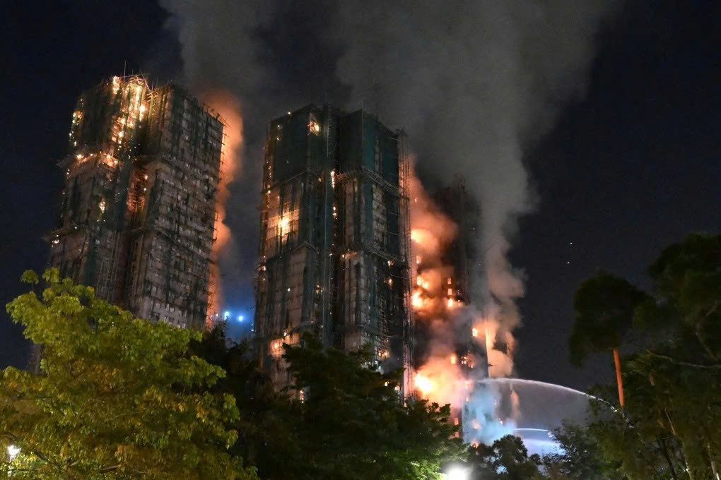44 người chết trong vụ cháy chung cư Hong Kong