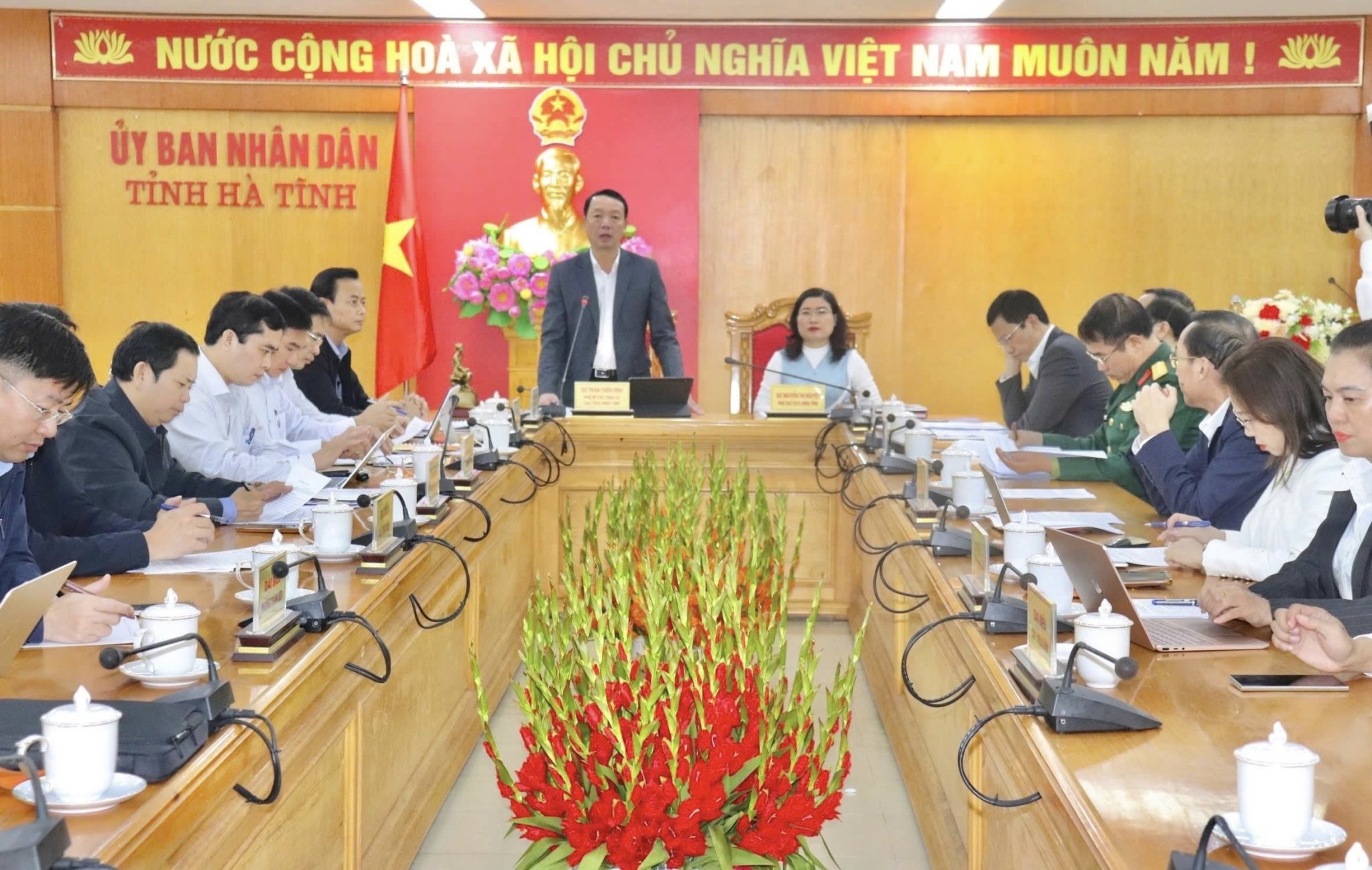 Ban Tuyên giáo và Dân vận Đảng ủy UBND tỉnh Hà Tĩnh định hướng tuyên truyền các nội dung trọng tâm tháng 12/2025
