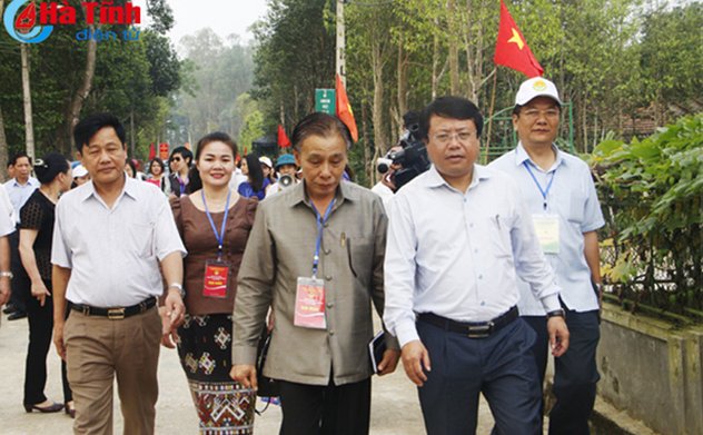 Vẻ đẹp nông thôn mới Hà Tĩnh “níu bước” đoàn đại sứ quán