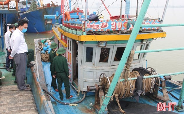Hơn 3.100 tàu cá Hà Tĩnh hết hạn giấy phép khai thác thủy sản