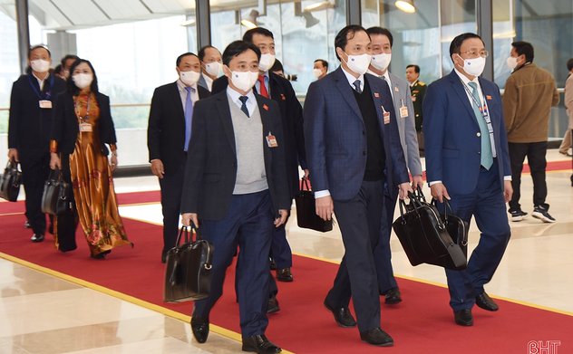 Đại hội XIII tiếp tục thảo luận về công tác nhân sự 