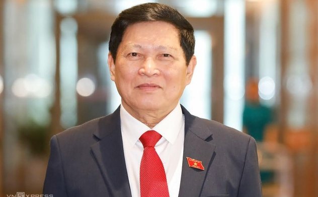 Trình miễn nhiệm Phó Thủ tướng Trịnh Đình Dũng và 12 thành viên Chính phủ