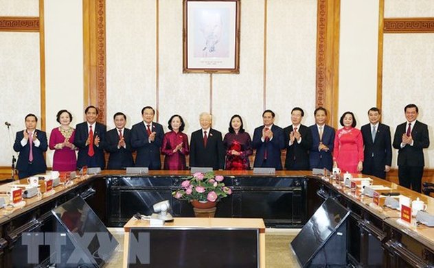 Tổng Bí thư trao quyết định phân công Trưởng ban Tổ chức Trung ương và Trưởng ban Dân vận Trung ương 