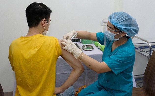 Bộ Y tế: Các địa phương đề xuất nhu cầu vaccine phòng COVID-19 tiêm mũi 4 trước ngày 25/5 