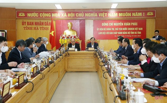 Hà Tĩnh phải đi đầu trong chuyển đổi số; tăng cường áp dụng công nghệ cao trong sản xuất