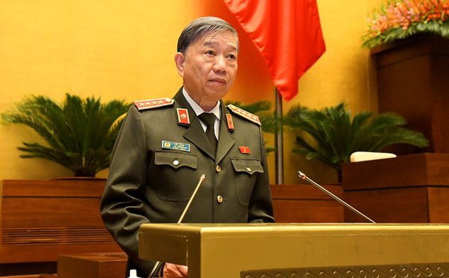 Bộ trưởng Bộ Công an sẽ trả lời chất vấn về hộ chiếu mới và thẻ CCCD