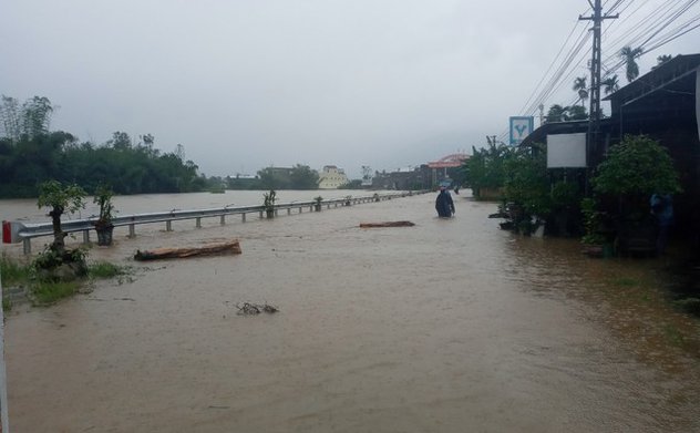 Thủ tướng Chính phủ yêu cầu chủ động ứng phó mưa lũ tại các tỉnh Trung Bộ