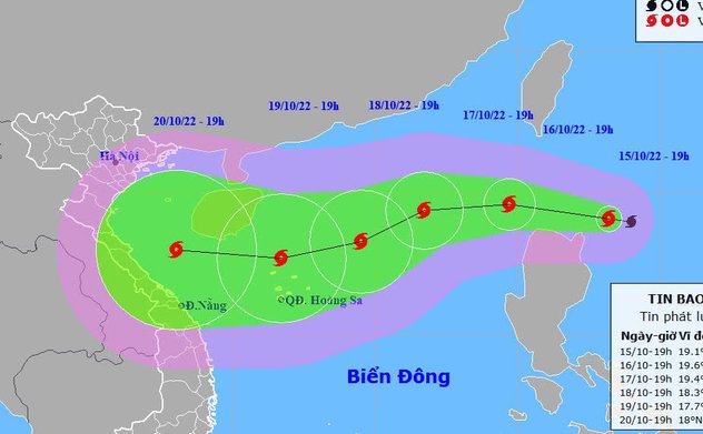 Bão số 6 rất mạnh trên biển 