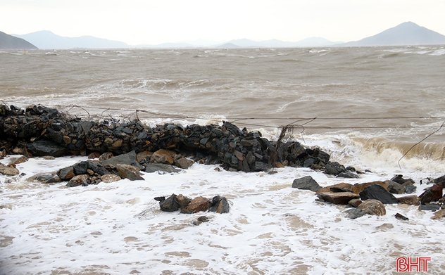 Dự báo gió mạnh, sóng lớn trên khu vực biển Hà Tĩnh