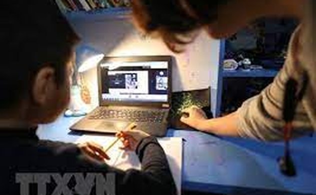 Hoàn thiện khung pháp lý bảo vệ trẻ em trên môi trường mạng 