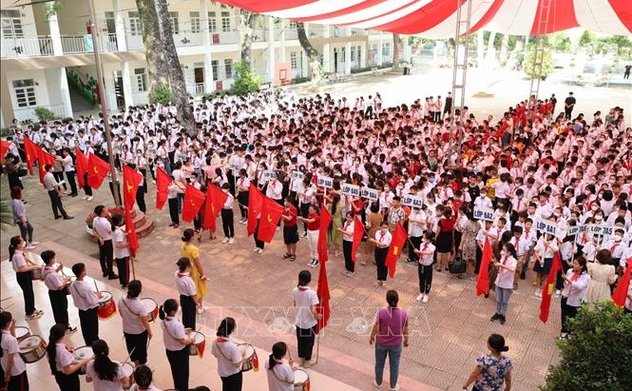Công khai, minh bạch thu chi đầu năm học