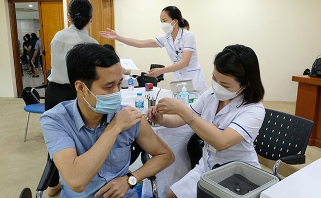 Chế độ phụ cấp nghề cho cán bộ y tế dự phòng, y tế cơ sở