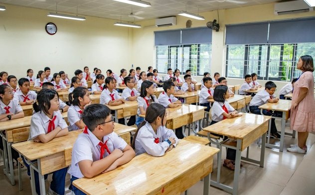 Chính phủ “chốt” lùi lộ trình tăng học phí năm học 2023-2024