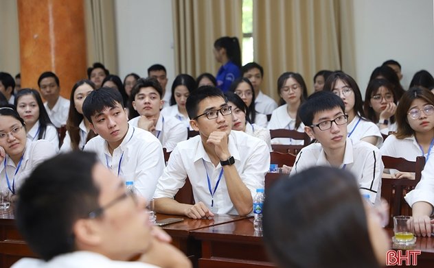 Hà Tĩnh phê duyệt kết quả xét tuyển thu hút nhân tài theo Nghị định 140 