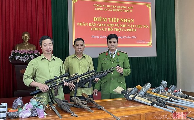 Ngăn chặn hiểm họa từ súng tự chế, vật liệu nổ ở Hương Khê 