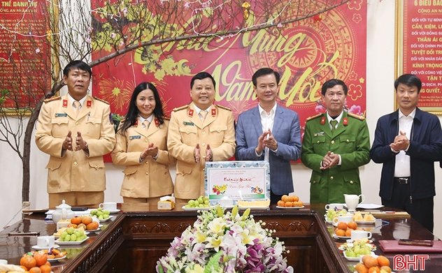 Triển khai hiệu quả các giải pháp, giữ bình yên cho Nhân dân vui xuân, đón tết