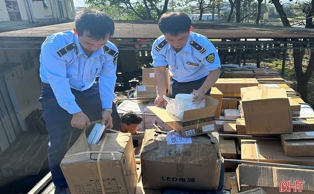 Cao điểm trước tết, Hà Tĩnh bắt giữ 260 vụ buôn lậu, gian lận thương mại