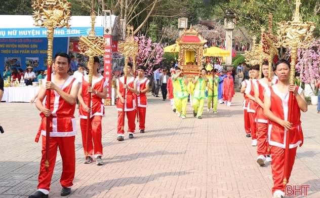 Nhân lên những giá trị nhân văn của Lễ hội Hải Thượng Lãn Ông