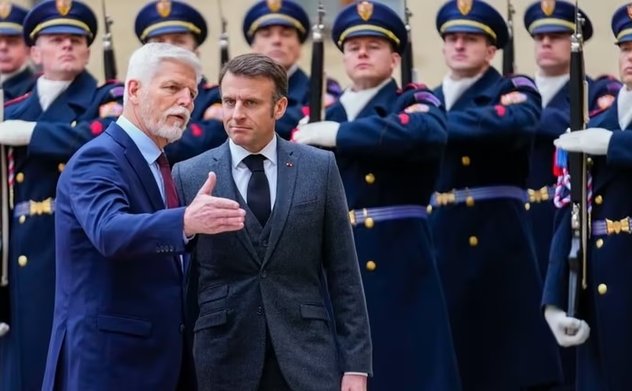 Tổng thống Séc và Pháp thảo luận về các biện pháp hỗ trợ đạn dược cho Ukraine