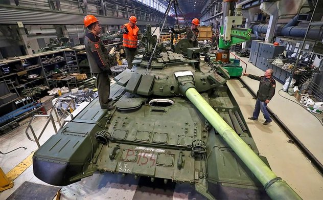 Nga có thể duy trì năng lực sản xuất vũ khí đáng gờm đến khi nào? 