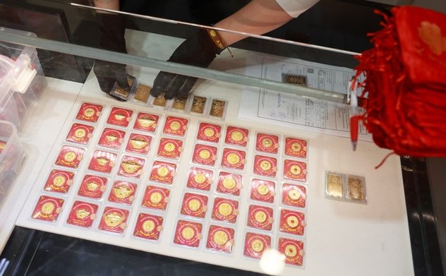 Chính phủ yêu cầu khẩn trương kiểm soát để bình ổn thị trường vàng 