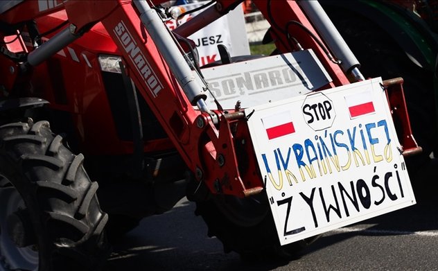 Nông dân Ba Lan dừng biểu tình khi chính phủ đình chỉ nhập khẩu nông sản Ukraine 