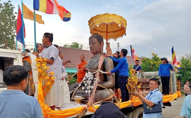 Lào mở rộng khai quật tượng Phật cổ có niên đại hàng trăm năm