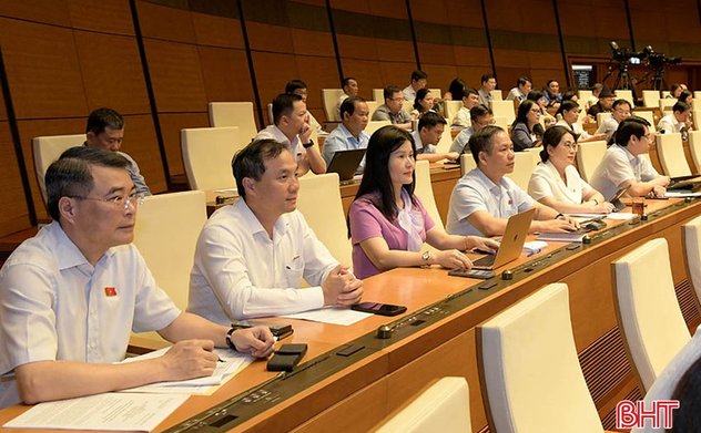 Chương trình xây dựng luật, pháp lệnh năm 2025 và điều chỉnh Chương trình xây dựng luật, pháp lệnh năm 2024