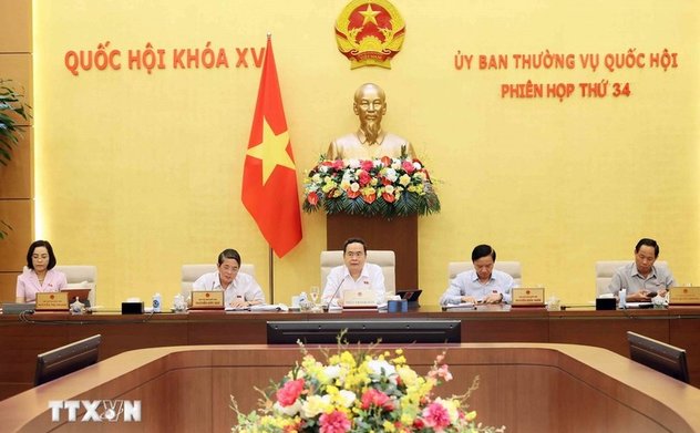 Ủy ban Thường vụ Quốc hội nhất trí giảm 2% thuế giá trị gia tăng đến hết năm nay